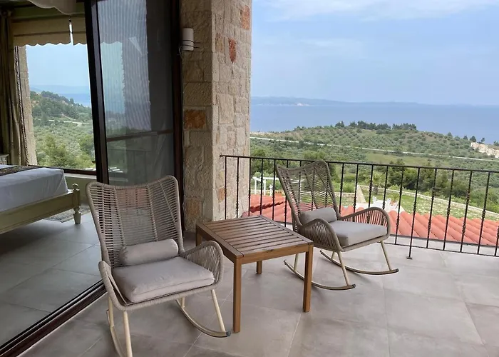 Aurelia Villa