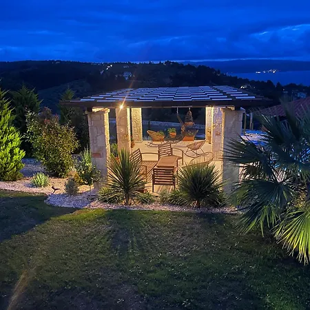 Aurelia * Agios Nikolaos (Chalkidiki)