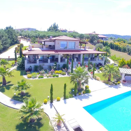 Aurelia * Agios Nikolaos (Chalkidiki)