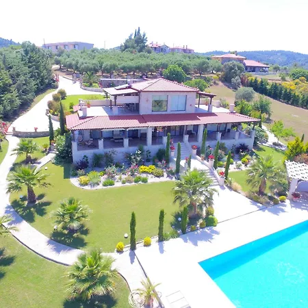 Aurelia * Agios Nikolaos (Chalkidiki)