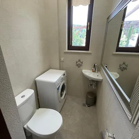 Aurelia Ayos Nikolaos