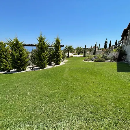 Aurelia Ayos Nikolaos