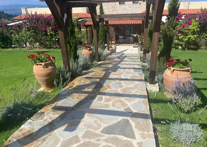 Aurelia Villa